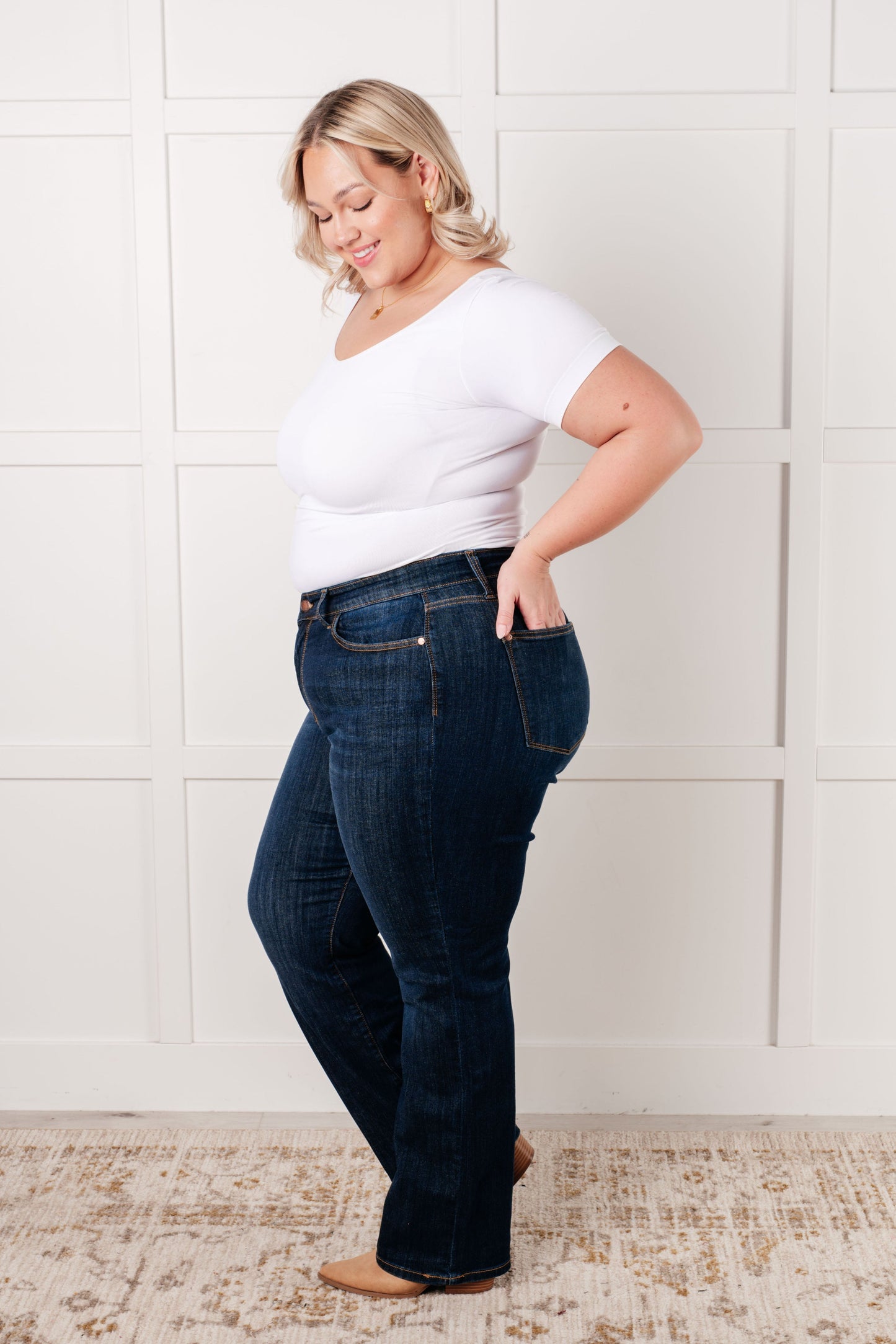 Judy Blue - Alaina High Rise Classic Straight Jeans