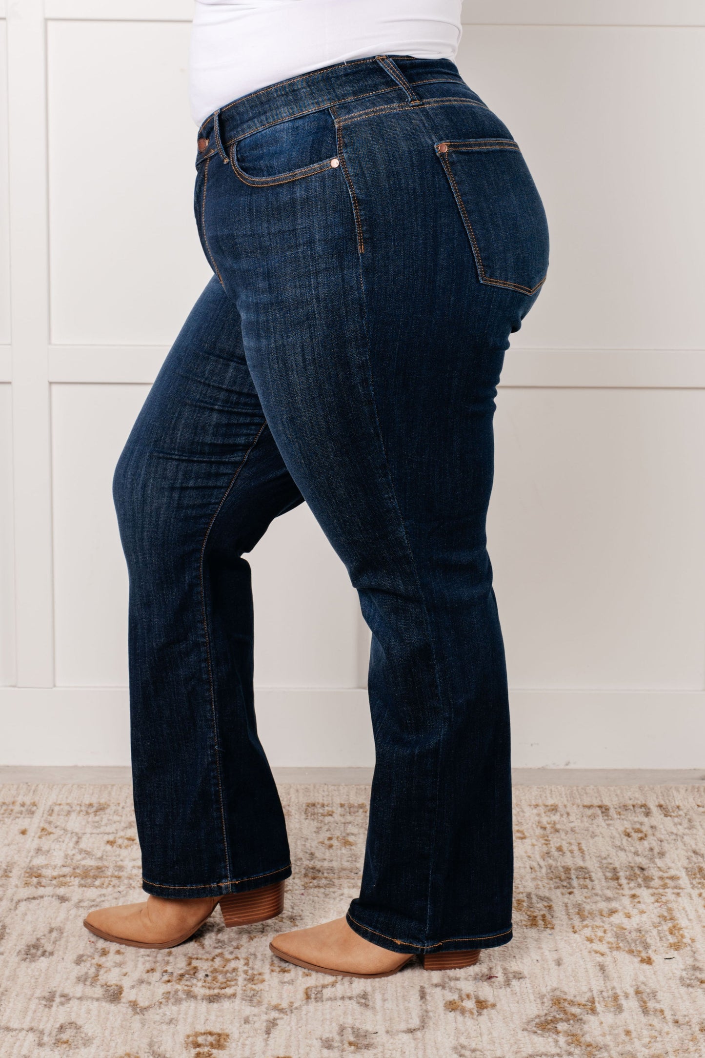 Judy Blue - Alaina High Rise Classic Straight Jeans
