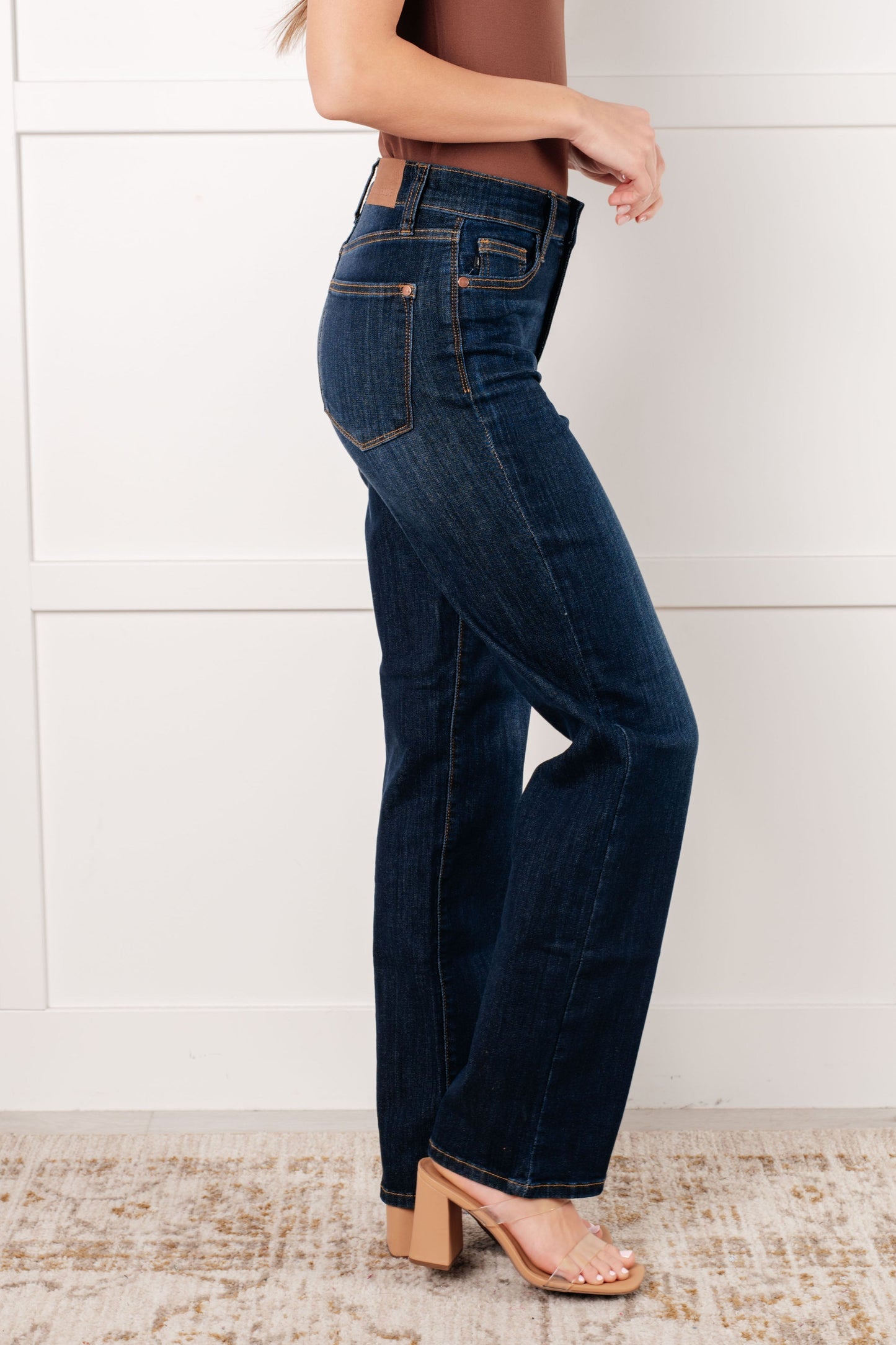 Judy Blue - Alaina High Rise Classic Straight Jeans