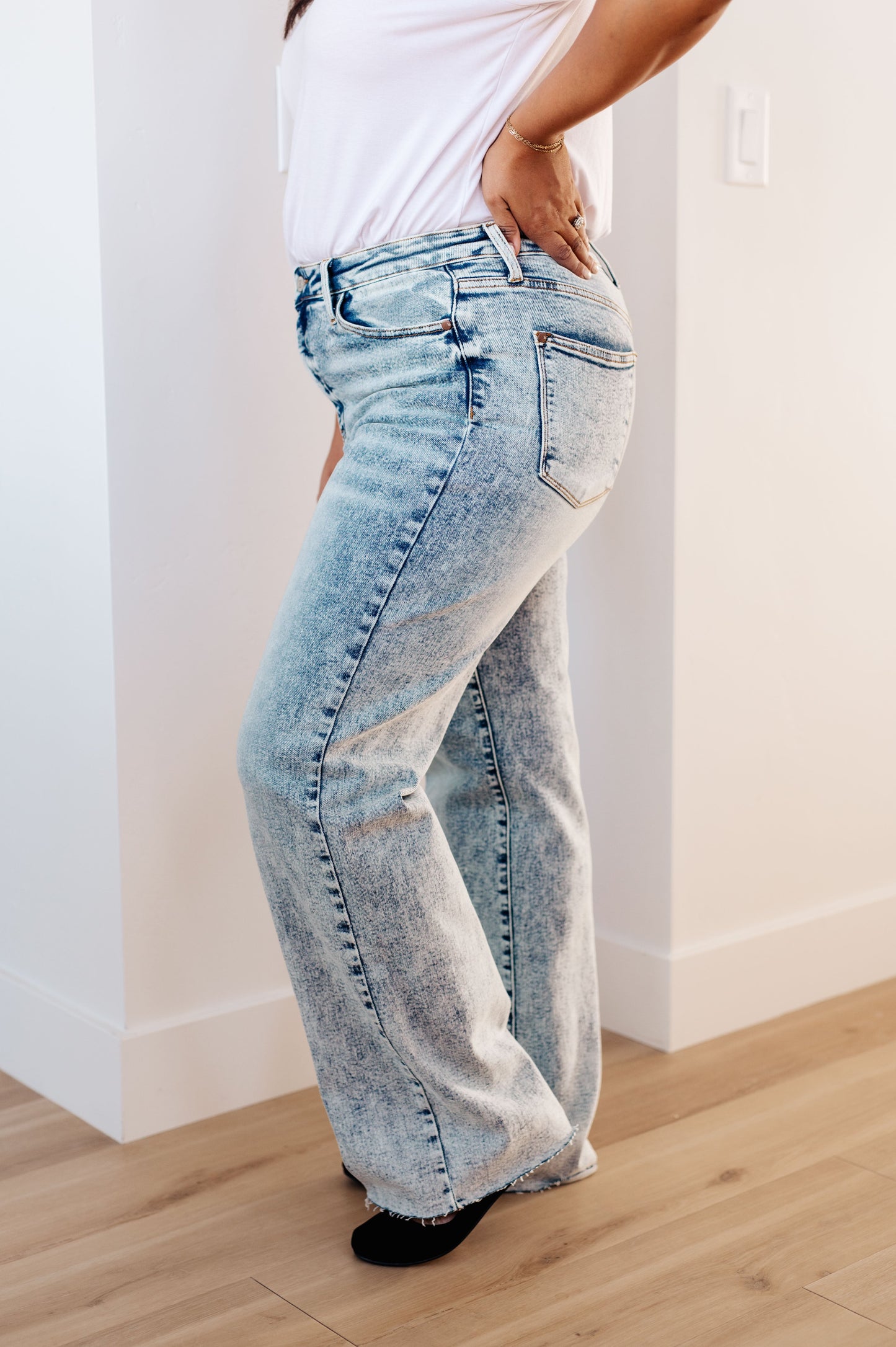 Judy Blue - Dory High Waist Mineral Wash Raw Hem Wide Leg Jeans