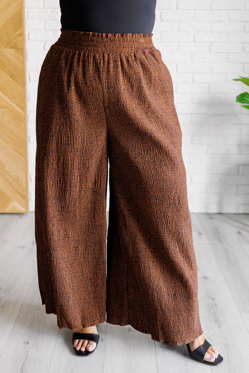 High Rise Wide Leg Pants in Brown