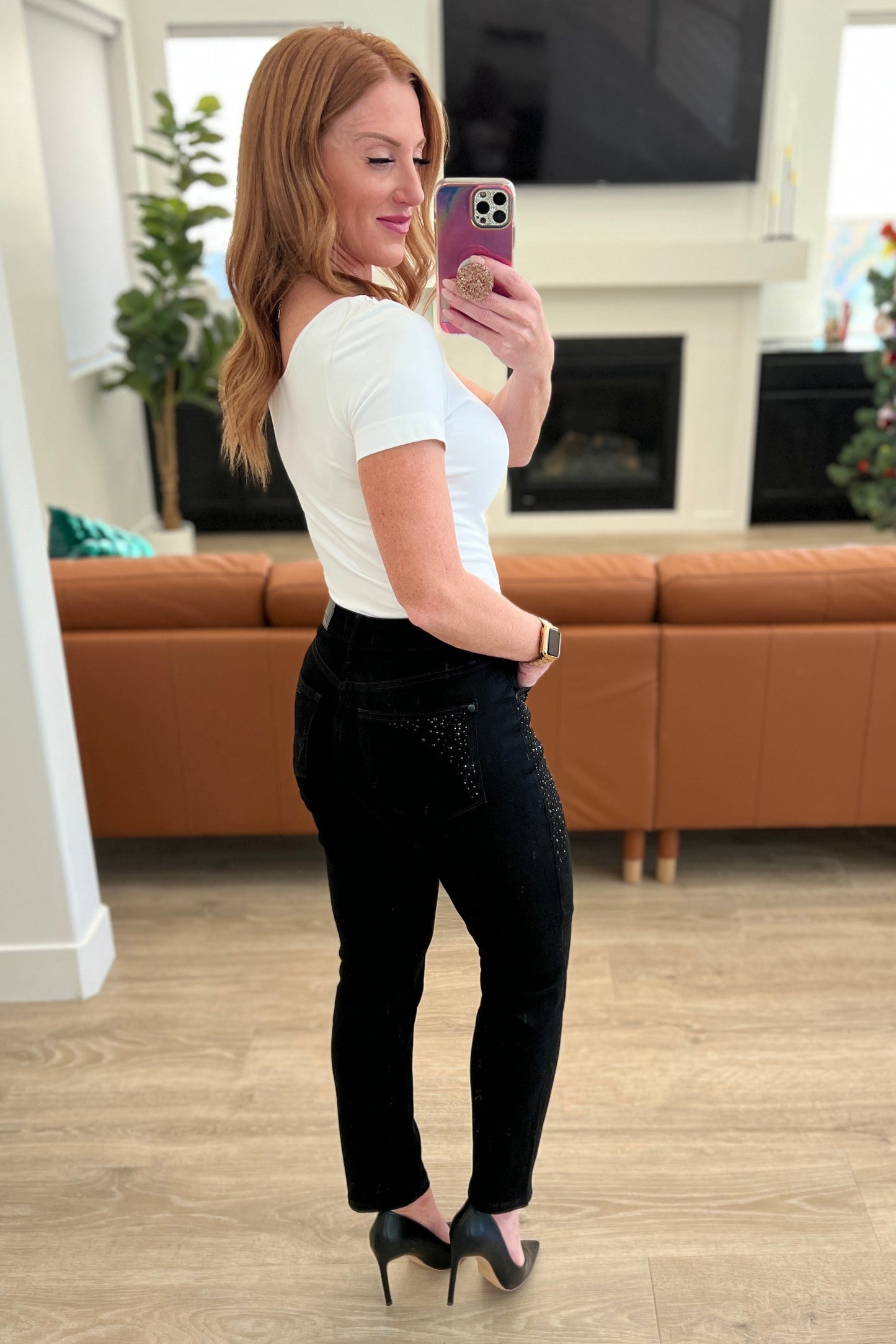 Judy Blue - Reese Rhinestone Slim Fit Jeans in Black