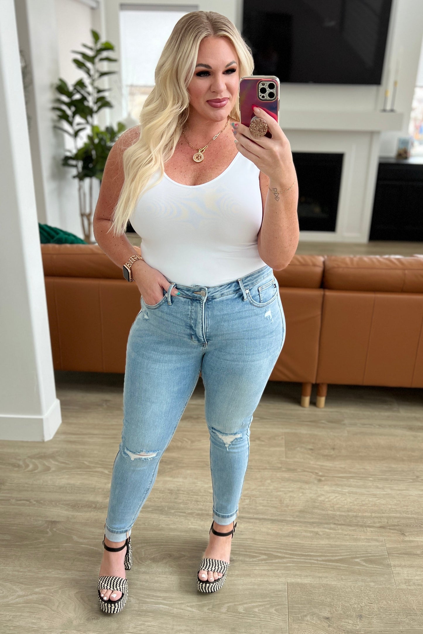 Judy Blue - Eloise Mid Rise Control Top Distressed Skinny Jeans