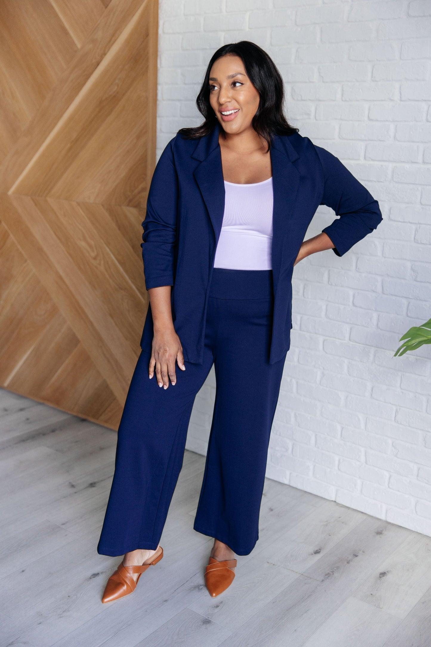 Wide Leg Crop Pants in Navy