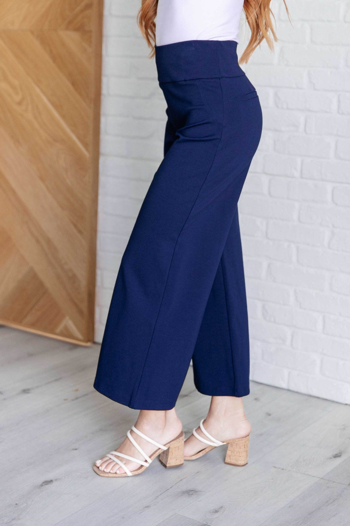 Wide Leg Crop Pants in Navy
