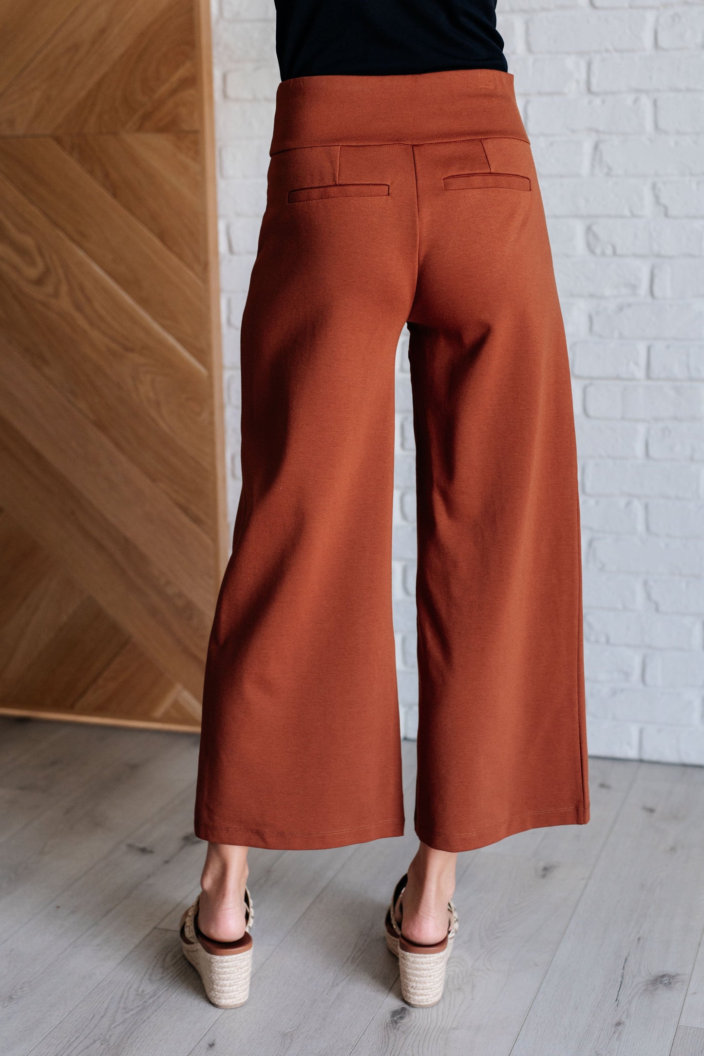 Wide Leg Crop Pants in Rust