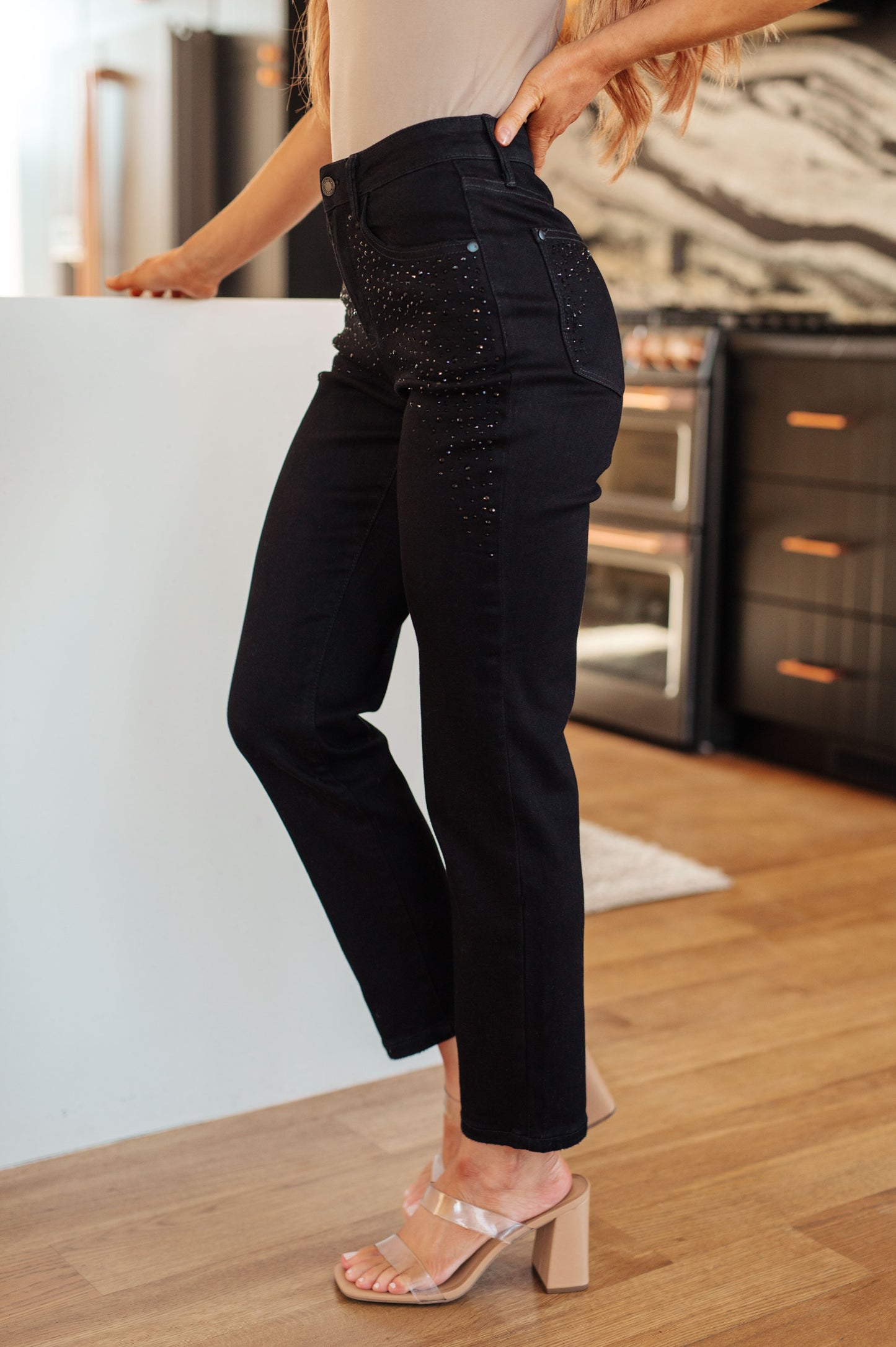 Judy Blue - Reese Rhinestone Slim Fit Jeans in Black