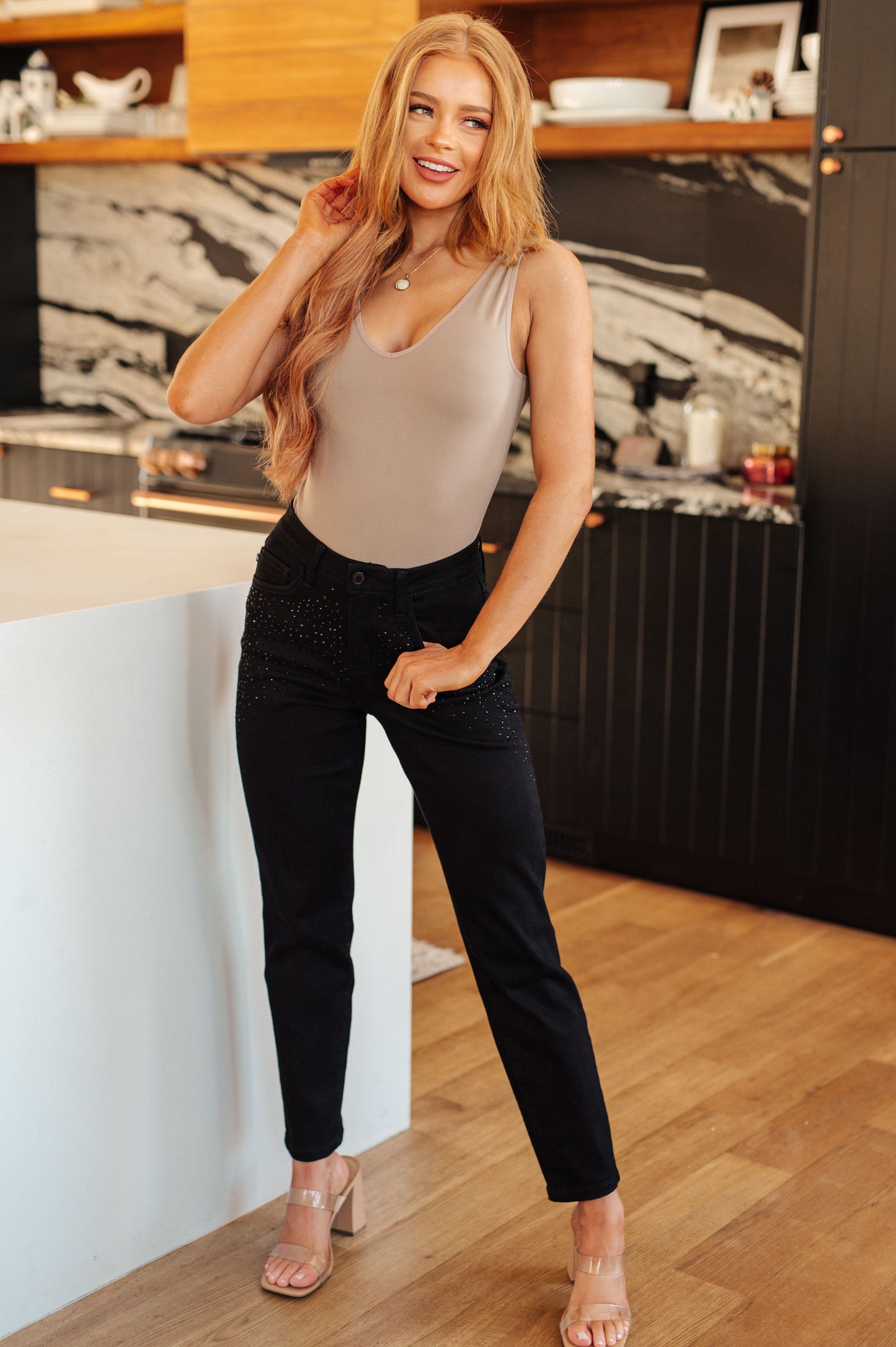 Judy Blue - Reese Rhinestone Slim Fit Jeans in Black