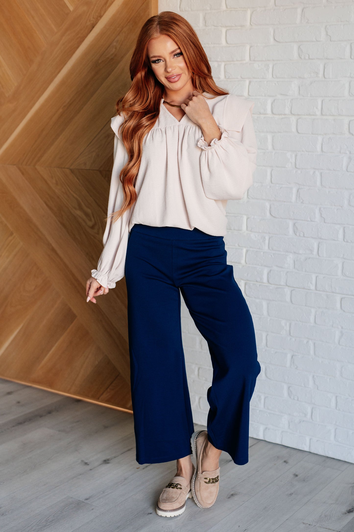Wide Leg Crop Pants in Navy